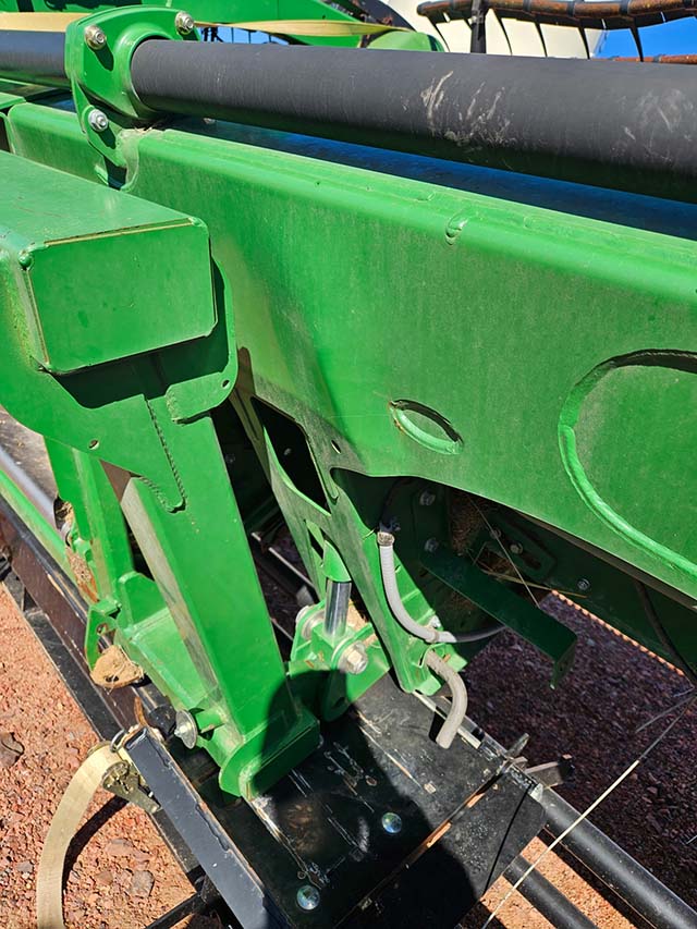 2011 John Deere 640D Header - Image 7