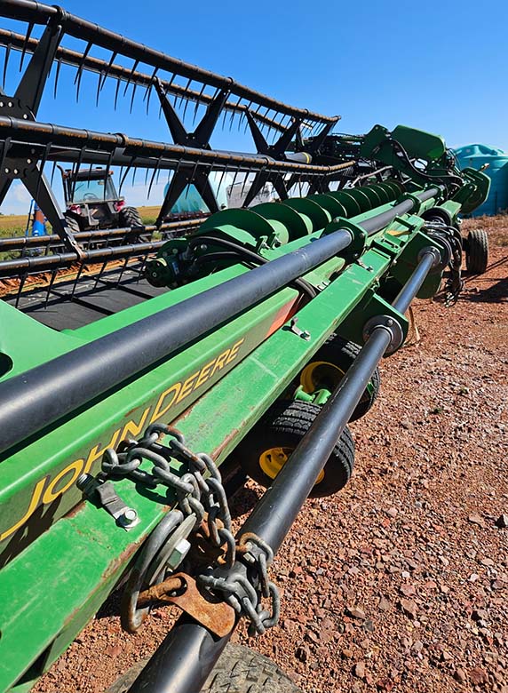 2011 John Deere 640D Header - Image 8