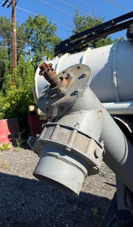 2012 Entech Industries Cyclone 20 DC - Image 20