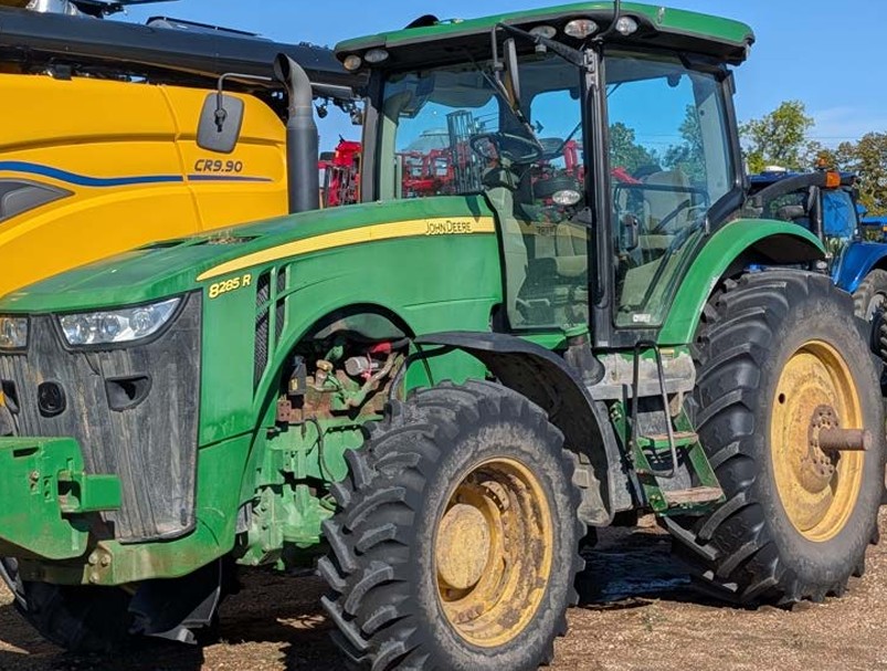 2012 John Deere 8285R Tractor - Image 10