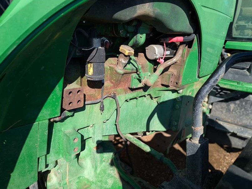 2012 John Deere 8285R Tractor - Image 12