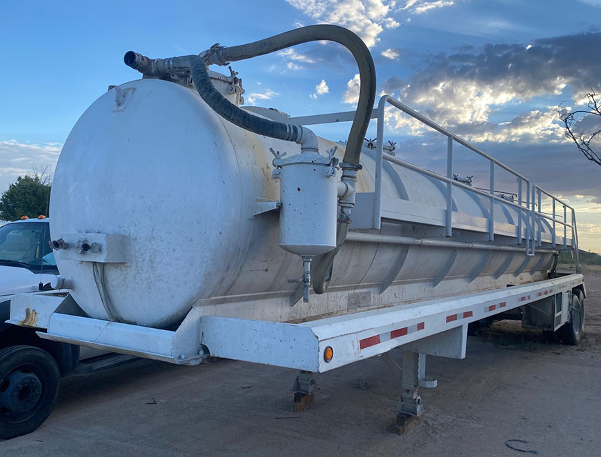 2012 Manufacturas Hercules Vacuum Trailer