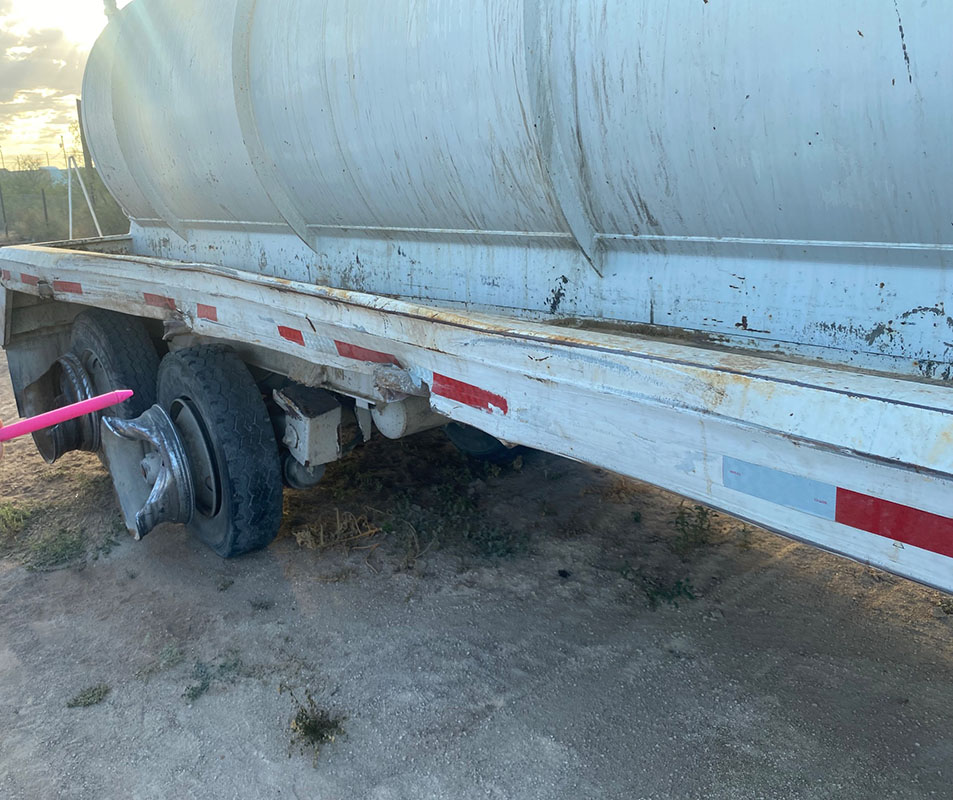 2012 Manufacturas Hercules Vacuum Trailer - Image 6