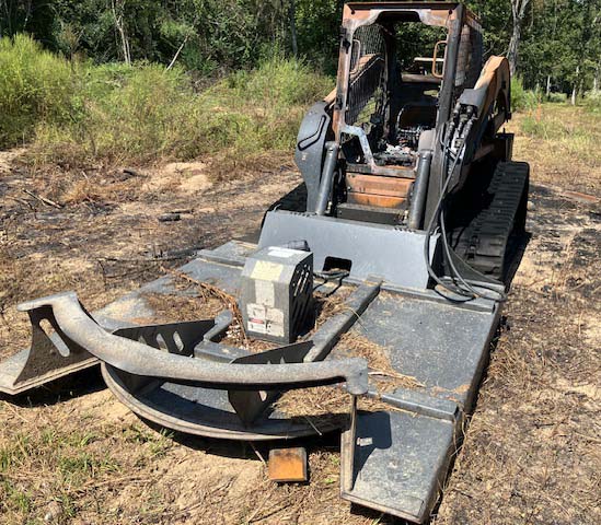 2012 New Holland C238 Skid Steer - Image 2