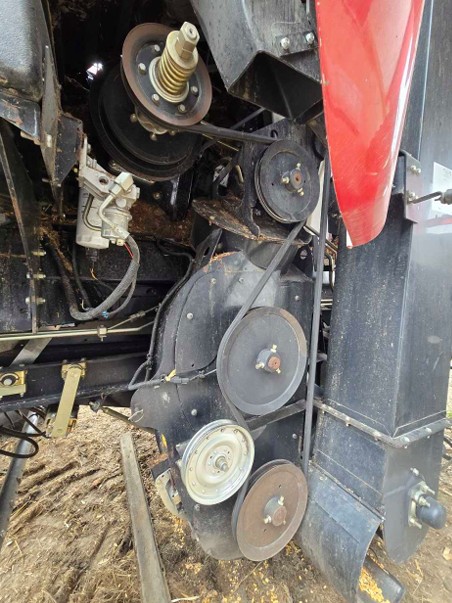2013 CASE IH 8230 Combine - Image 22