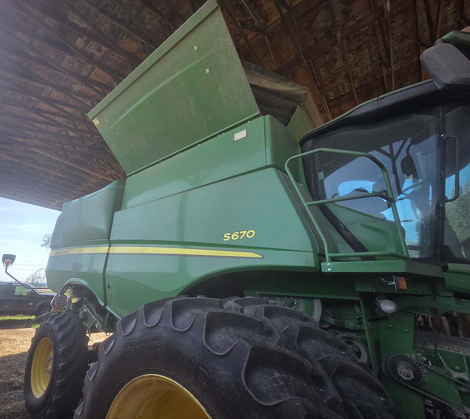 2013 John Deere s670 Combine - Image 3