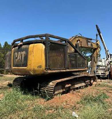 2014 Caterpillar 320E Excavator - Image 16