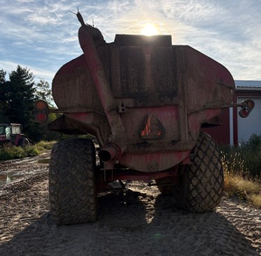2015 Jamesway 4600 Manure Tanker - Image 3