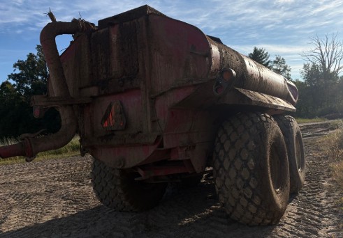 2015 Jamesway 4600 Manure Tanker - Image 5