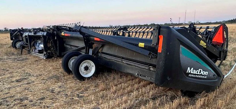 2015 MacDon FD75-D Flexdraper Header