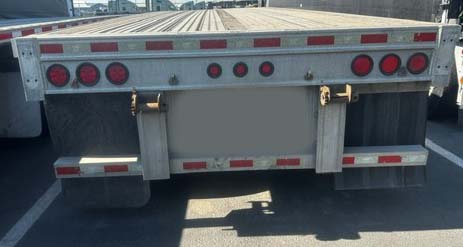 2015 Manac Flatbed Trailer - Image 2