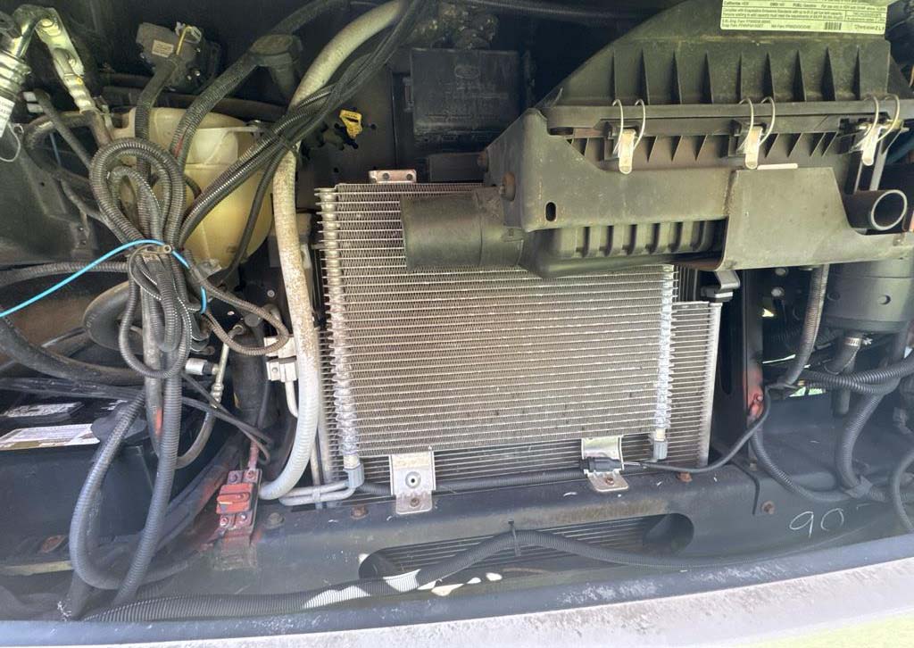 2015 Ford Thor Motor Coach - Image 13