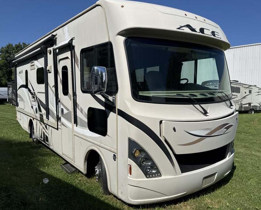 2015 Ford Thor Motor Coach