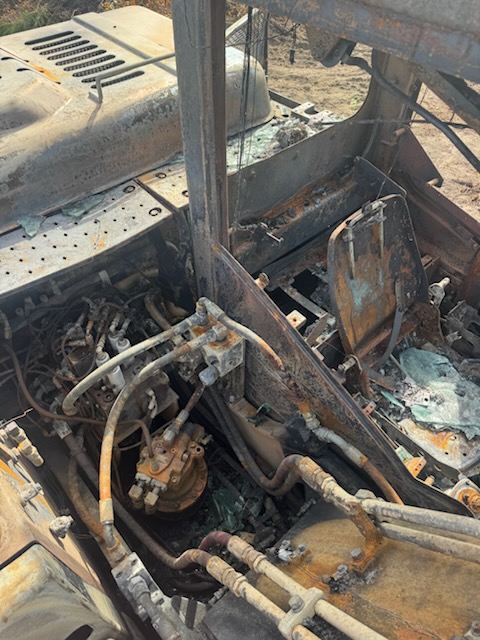 2016 Hyundai HX140L Excavator - Image 8