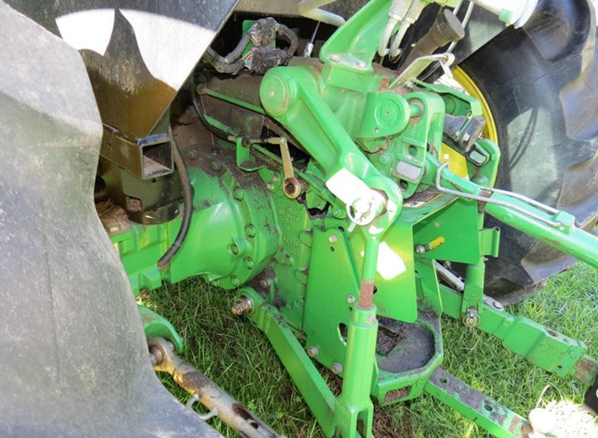 2016 John Deere 5085E Tractor - Image 16