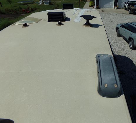 2016 KZ Durango BHD 5th Wheel Travel Trailer - Image 13