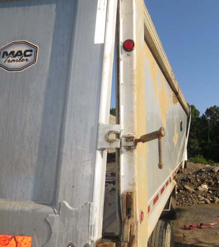 2016 Mac Aluminum Dump Trailer - Image 11