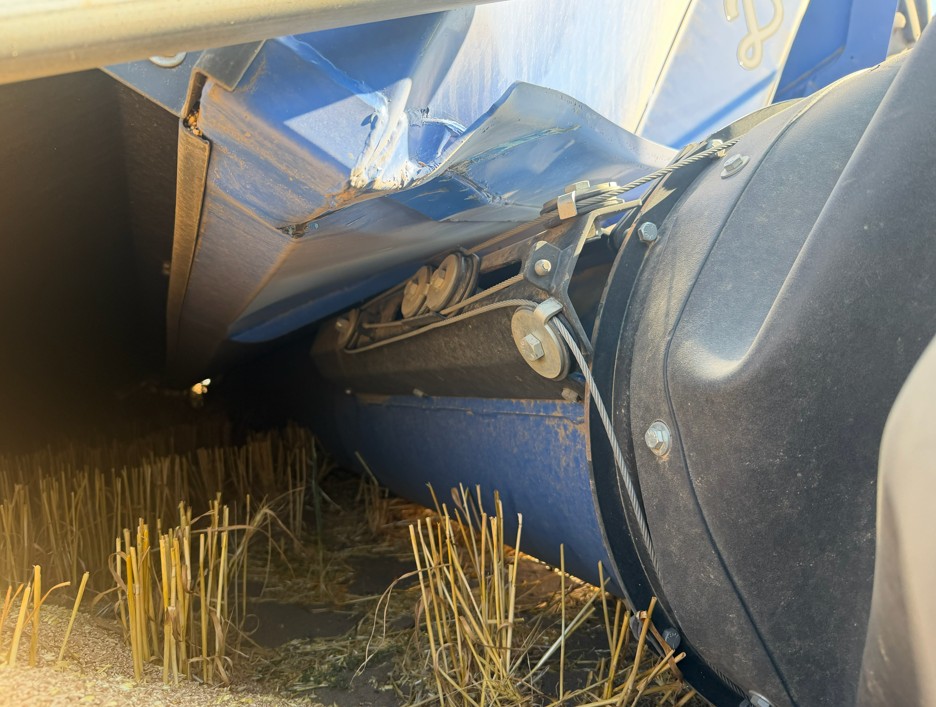 2017 Demco 1050 Grain Cart - Image 10