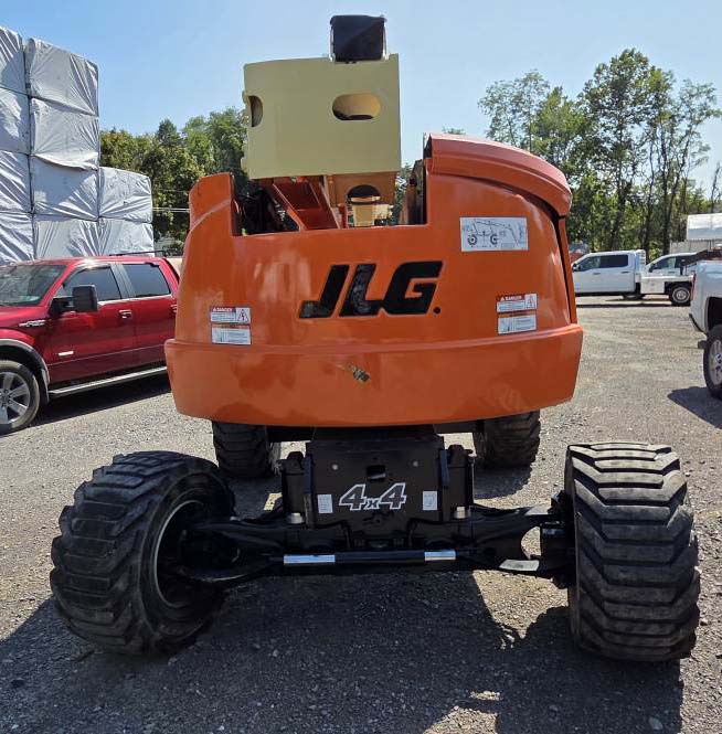 2017 JLG 450A Boom Lift - Image 2