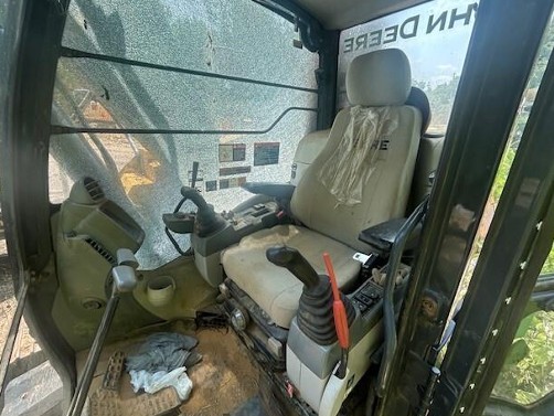 2017 John Deere 135G Excavator - Image 9