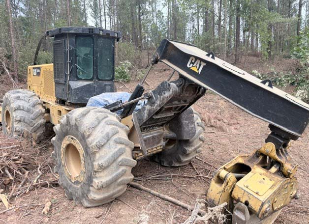 2018 Caterpillar 525D Skidder - Image 4