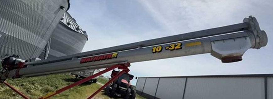 2018 Hutchinson 10-32 Auger