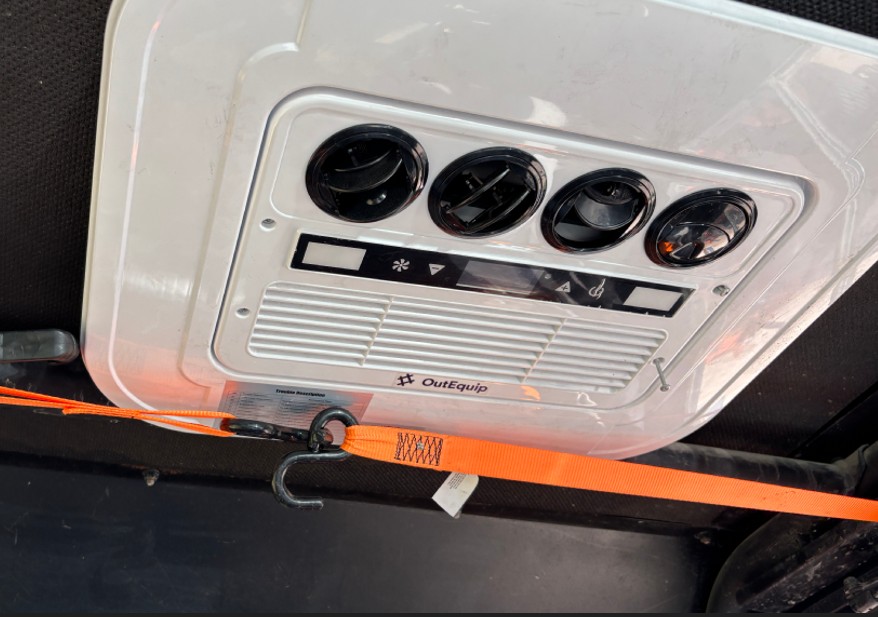 2019 Club Car Carryall 1700 - Image 8
