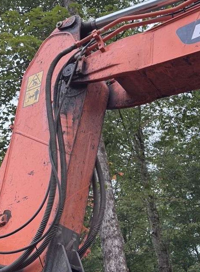 2019 Doosan DX140 LCR-5 Excavator - Image 14