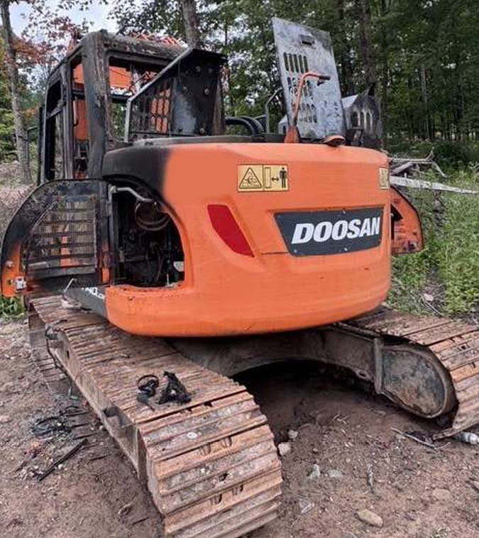 2019 Doosan DX140 LCR-5 Excavator - Image 3