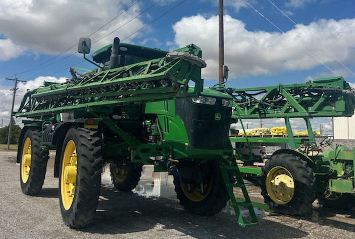 2019 John Deere R4045 Sprayer