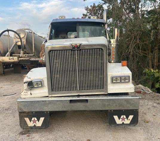2019 Western Star 4900 - Image 2