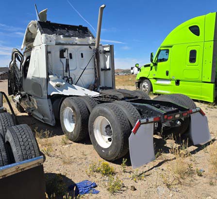2020 Freightliner Cascadia - Image 9