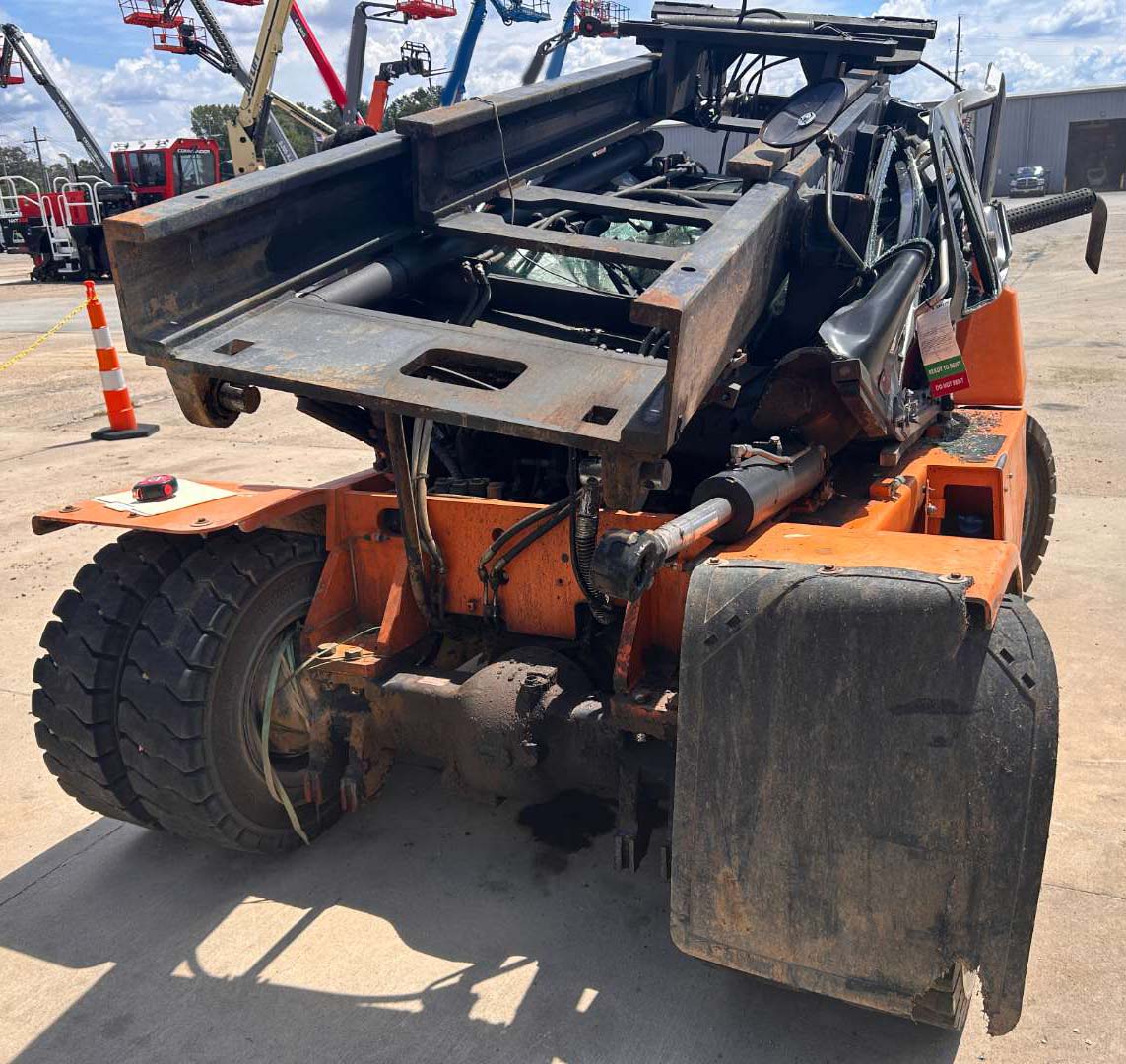 2021 Doosan D70S-7 Forklift - Image 2