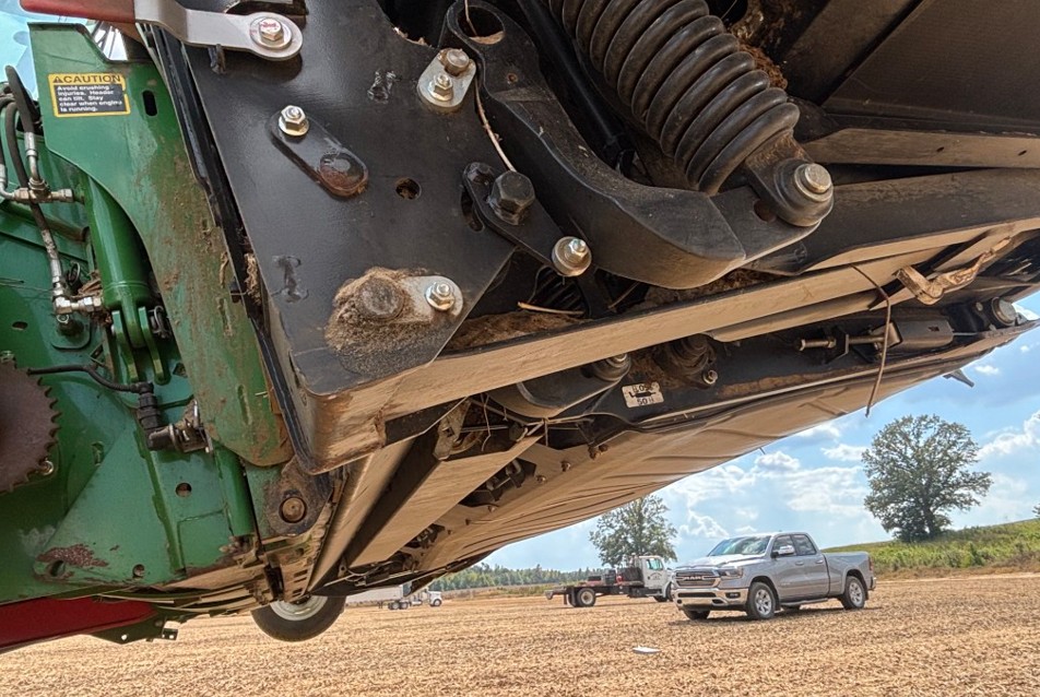 2021 MacDon FD135 Header - Image 16