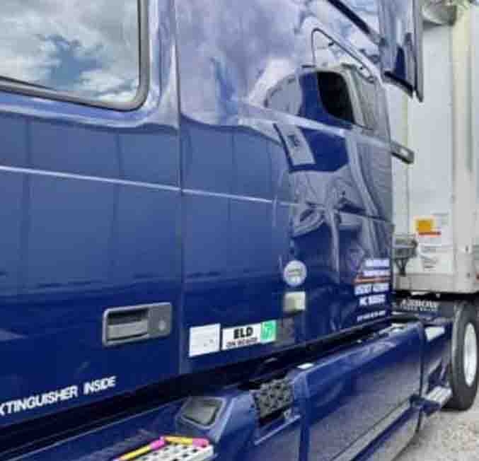 2021 Volvo VNL - Image 14