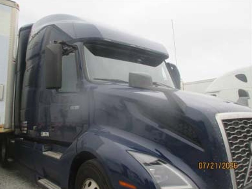2021 Volvo VNL - Image 4