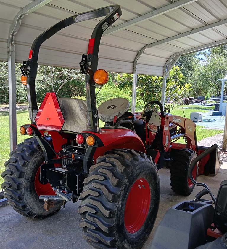 2022 Branson 2610H Tractor - Image 3