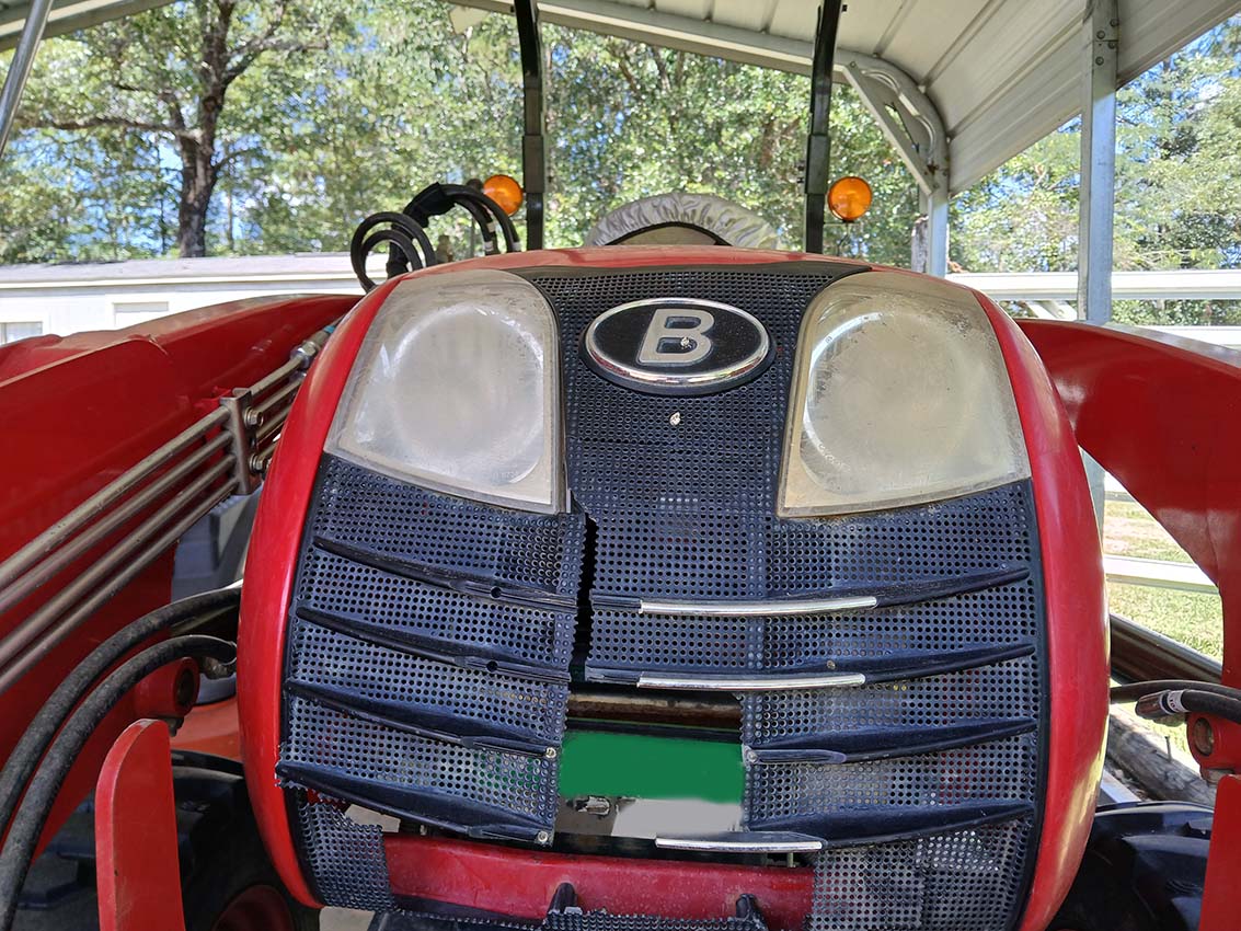 2022 Branson 2610H Tractor - Image 6