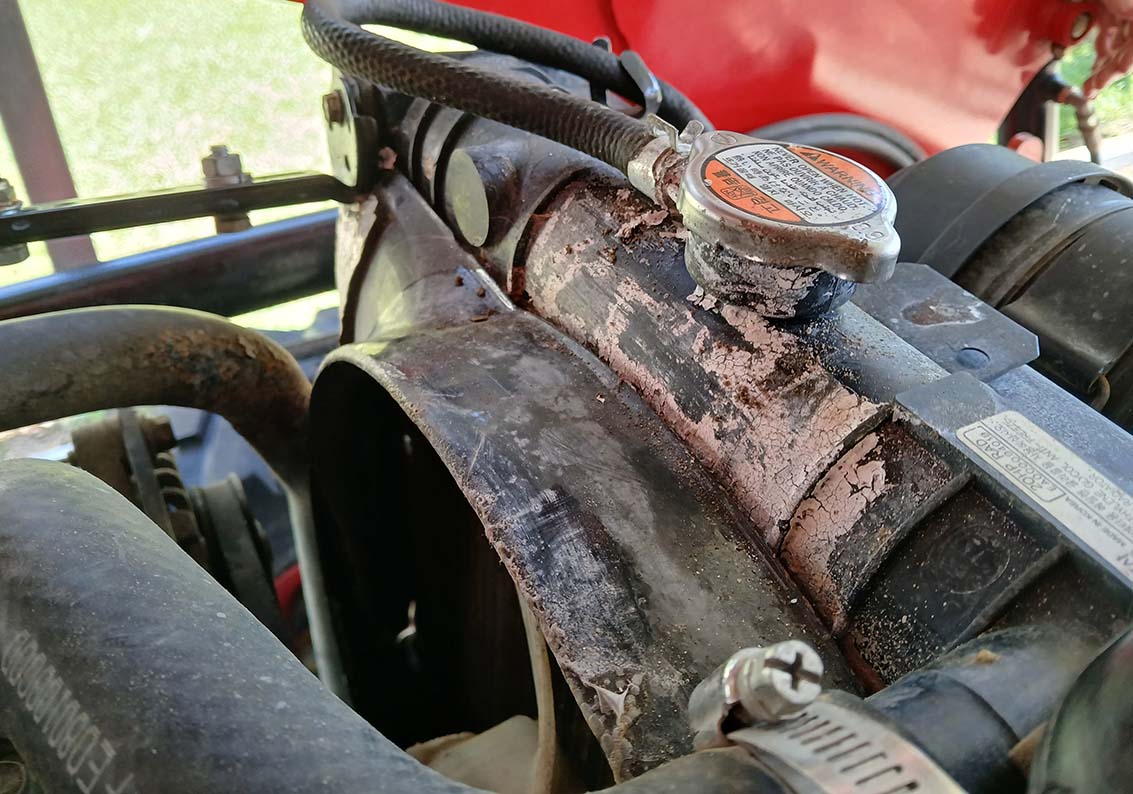 2022 Branson 2610H Tractor - Image 9