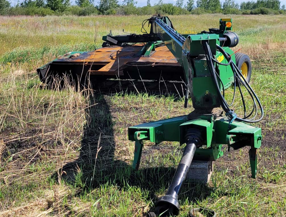 2022 John Deere 956 Mower Conditioner - Image 2
