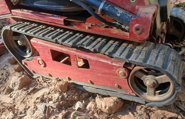 2022 Toro Dingo TX1000 Skid Steer - Image 26