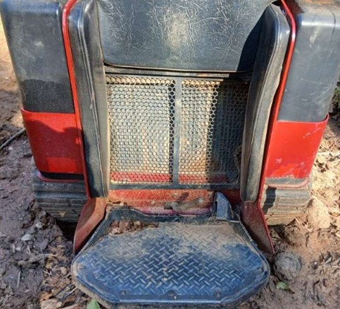 2022 Toro Dingo TX1000 Skid Steer - Image 8