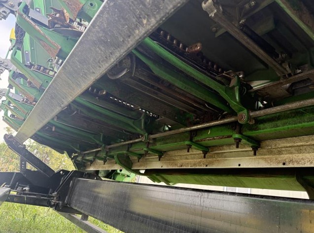 2023 John Deere C12R Corn Head - Image 18