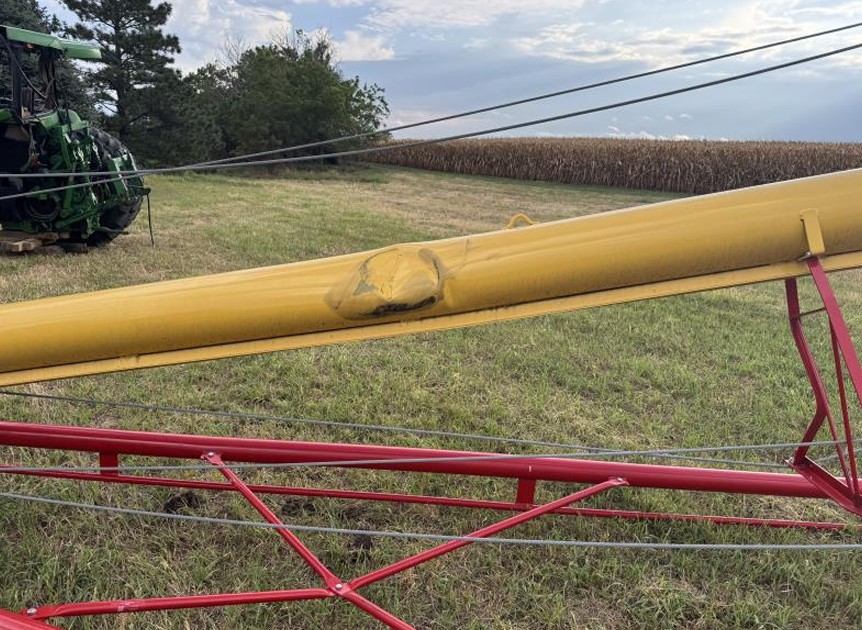 2023 Westfield MKX2 10-83 Auger - Image 3