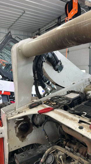 2024 Bobcat T770 Skid Steer - Image 8