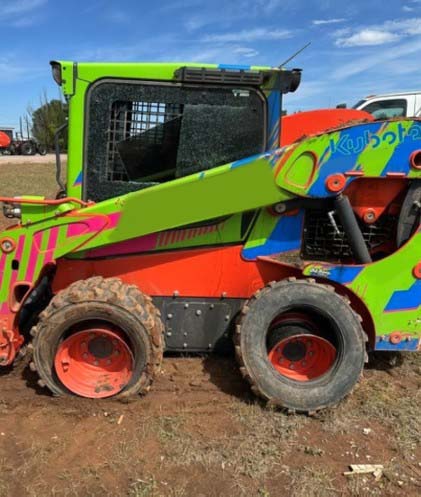2024 Kubota SSV75 Skid Steer - Image 5