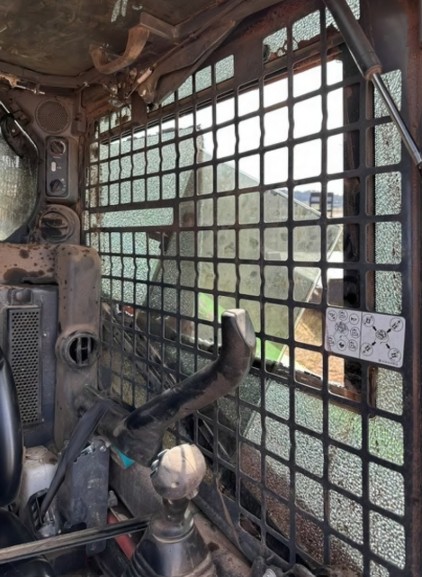 2024 Kubota SSV75 Skid Steer - Image 9
