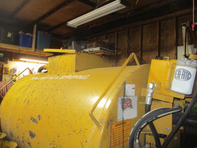 2024 Seal-Rite SR-550 Sealcoating Trailer - Image 14