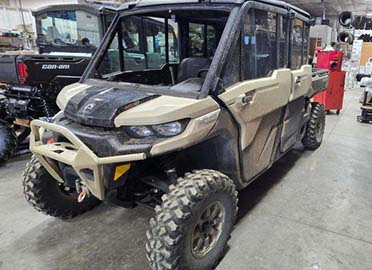 2025 Can-Am Defender Max HD10 - Image 2