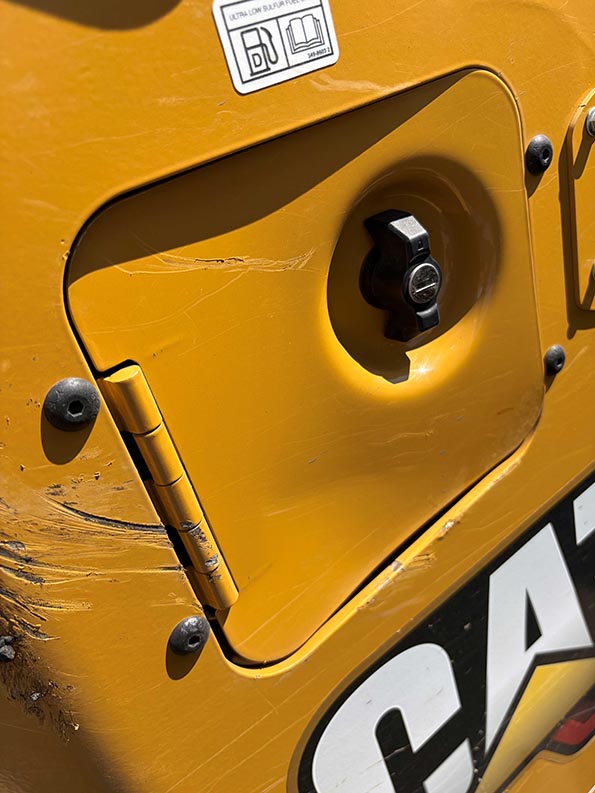 2025 Caterpillar 275XE Skid Steer - Image 6